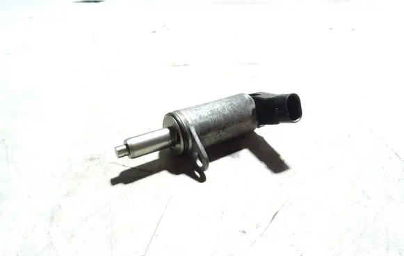 Audi A4 S4 B8 8K Camshaft position sensor 06H103697A