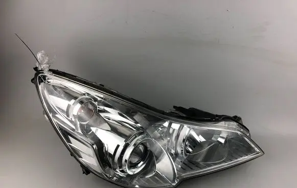 Subaru Legacy Headlight/headlamp 