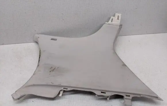 Volkswagen Golf V Other sill/pillar trim element 1K4867296B
