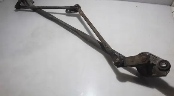 Chrysler 300 - 300C Front wiper linkage 