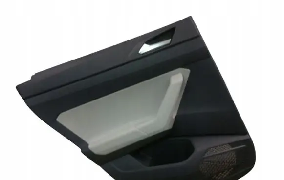 Volkswagen Polo VI Rear door card panel trim