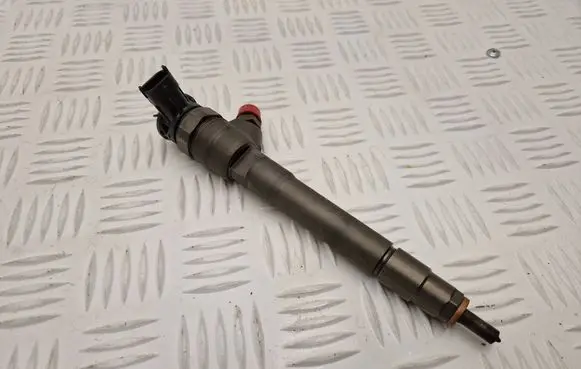 Opel Vivaro Fuel injector 0445110569 HMLGT2183R