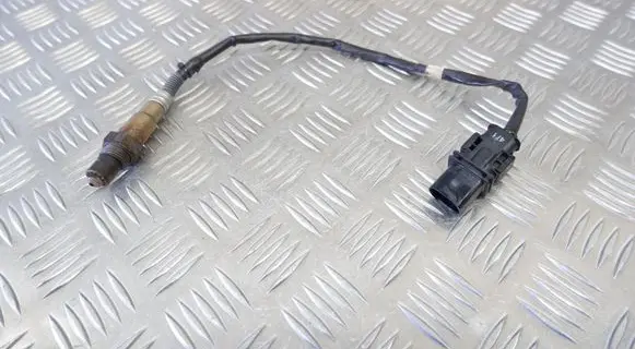 Volkswagen Touareg II Lambda probe sensor 059906262 0281004174