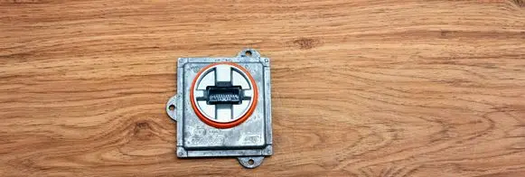 Land Rover Range Rover L405 Headlight ballast module Xenon L90021969 L90020948