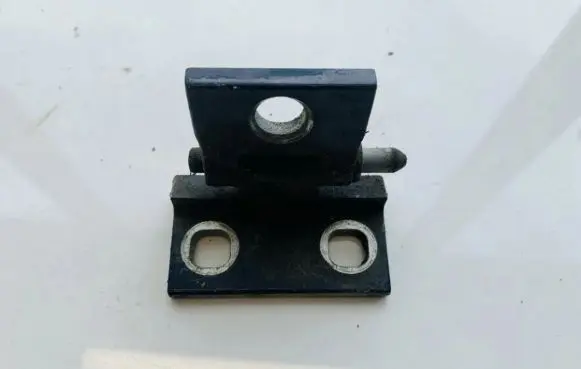 Volvo S80 Rear door lower hinge