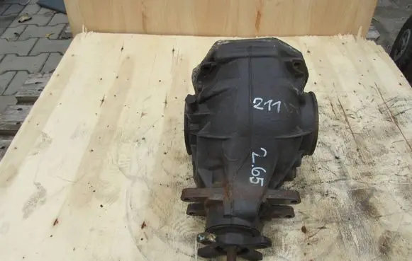 Mercedes-Benz E W211 Rear differential A2303511808MERC10 2303511808
