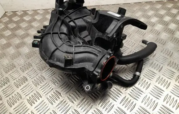 KIA Sportage Intake manifold 2B766
