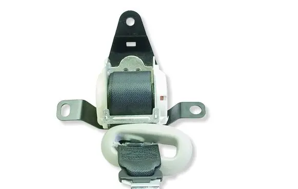 Nissan Qashqai+2 Third row seat belt 