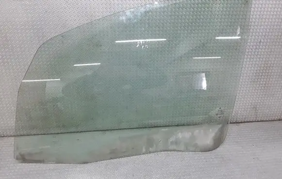 Mitsubishi Colt Front door window glass four-door