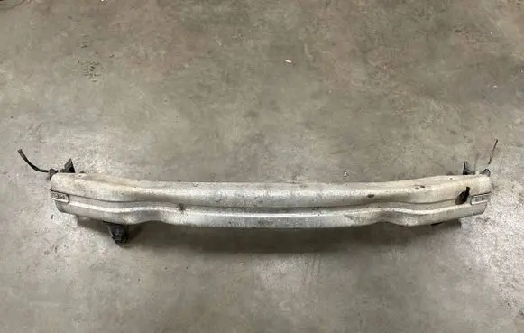 Audi A4 S4 B7 8E 8H Front bumper cross member 8E0807109J 8E0807381C