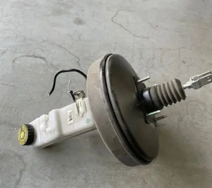 Toyota Verso Brake booster 472000F151 07403386528 0204830309