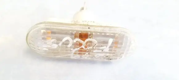 Ford Focus Front fender indicator light 4m5a13k309aa 4m5a-13k309-aa