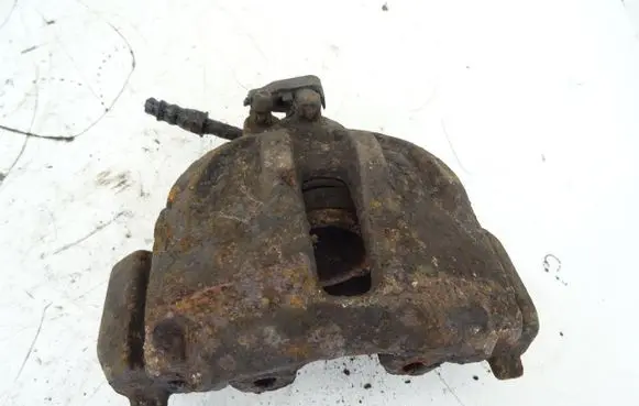 Volkswagen II LT Front brake caliper