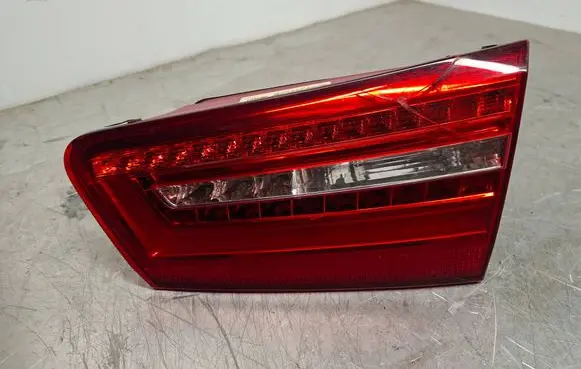 Audi A6 S6 C7 4G Tailgate rear/tail lights 4G9945094B