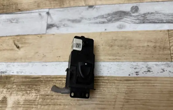 Honda Civic Electric window control switch F000200B 1051200207 395770SMGE010M1