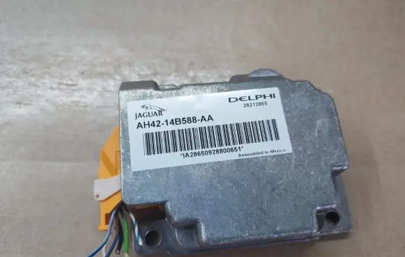 Jaguar XJ X351 Cruise control unit/module AH4214B588AA