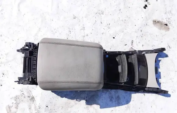 Mercedes-Benz R W251 Armrest a251680105