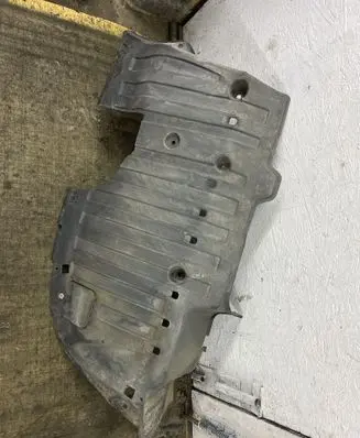 Honda CR-V Rear bumper underbody cover/under tray 
