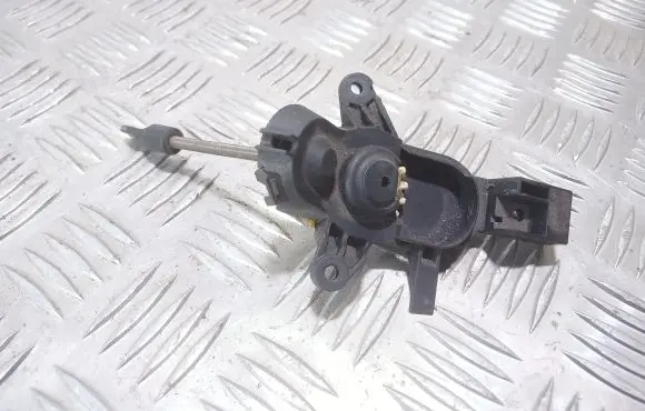 Audi A4 S4 B6 8E 8H Front door lock