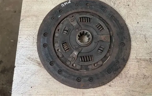 BMW 5 E28 Clutch pressure plate 1861649102