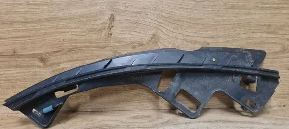Volvo C30 Front bumper mounting bracket 31214664