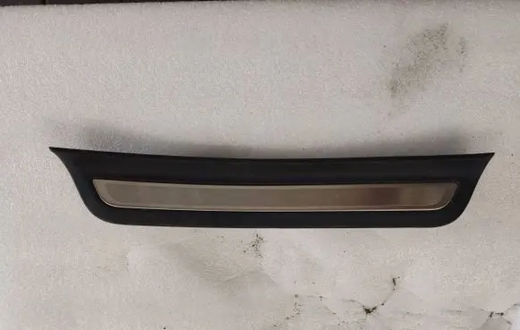 KIA Stinger Rear sill trim cover 85887-J5100