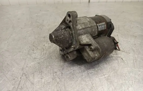 Renault Scenic III - Grand scenic III Starter motor 8200584675 M000T87881 L613