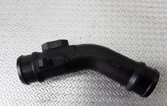 Volkswagen Sharan Turbo air intake inlet pipe/hose 7M3145957F