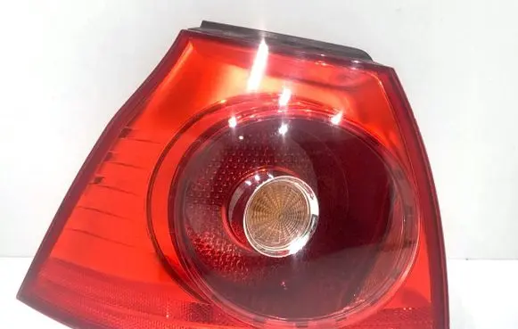 Volkswagen Golf V Rear/tail lights 1K6945095N