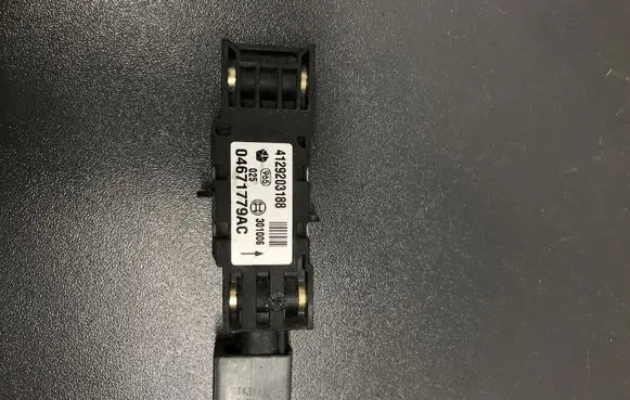 Chrysler 300 - 300C Airbag deployment crash/impact sensor