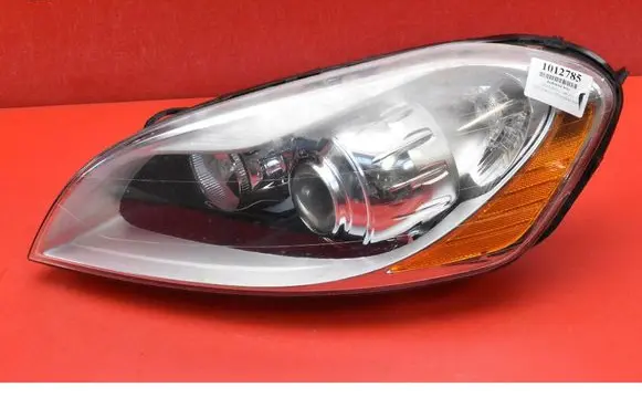 Volvo XC60 Headlight/headlamp 30763135