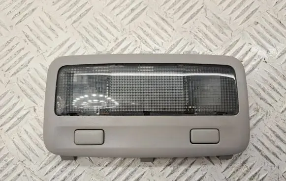 Toyota Avensis T250 Rear seat light 8125005021 8125005021B0 8136305010
