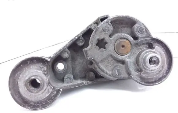 Volvo V70 Alternator belt tensioner AISI9CU3