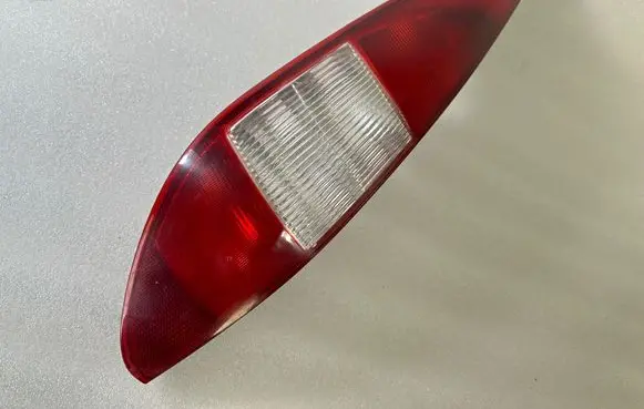 Ford Mondeo MK I Rear/tail lights 1S7113405C