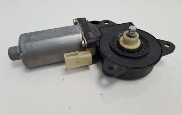 Ford Fusion Front door window regulator motor 0130821938