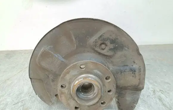 Volkswagen Transporter - Caravelle T5 Front wheel hub spindle knuckle 7H0257G