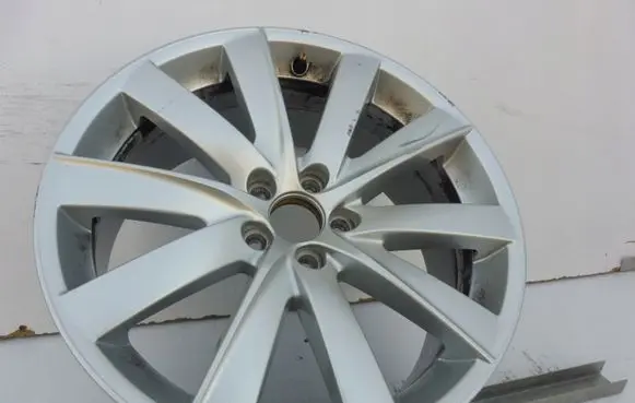 Volvo V60 R19 alloy rim 31362276