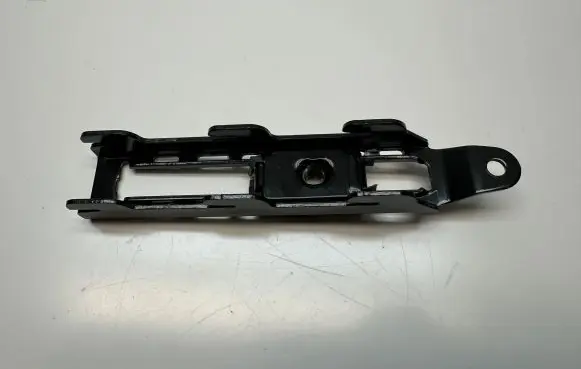 Volkswagen Amarok Seat belt height adjuster 1J0857819
