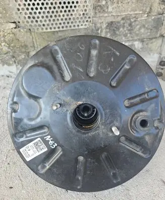 Audi Q3 8U Brake booster 5N1614105L U01S226U 2042T8