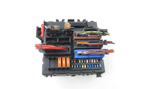 Opel Vectra C Central body control module 13189928EZ