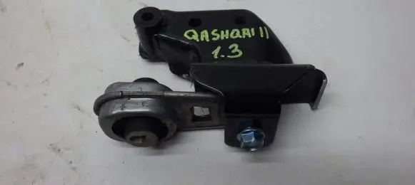 Nissan Qashqai Engine mount vacuum valve 