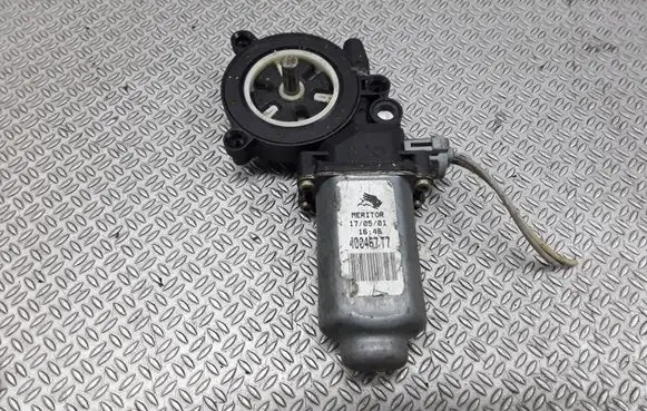 Renault Scenic I Front door window regulator motor 400467T7
