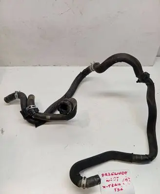 Nissan X-Trail T32 Engine coolant pipe/hose 140564EB0D