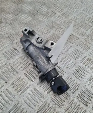 Audi A6 S6 C5 4B Ignition lock 4B0905851
