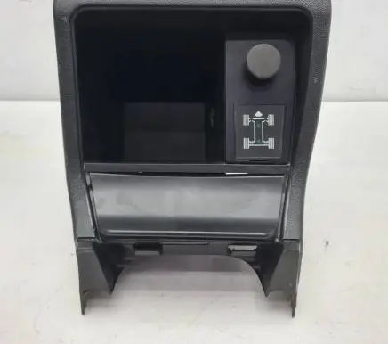 Volkswagen PASSAT Center console 321863241A