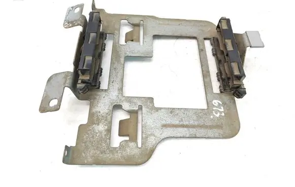 Volkswagen Caddy Engine control unit holder 1T0906216L
