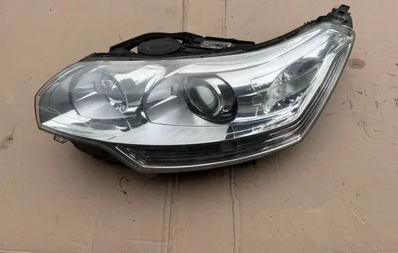 Citroen C5 Headlight/headlamp 9689037880
