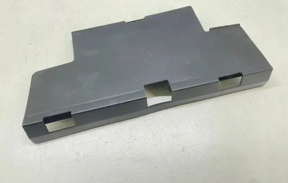 Audi A6 S6 C6 4F Battery box tray cover/lid 8K0915429G