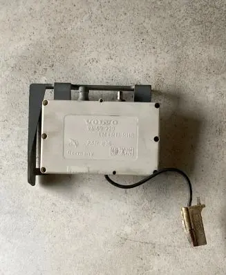 Volvo XC70 Aerial antenna amplifier 9459229 AAR836 015001