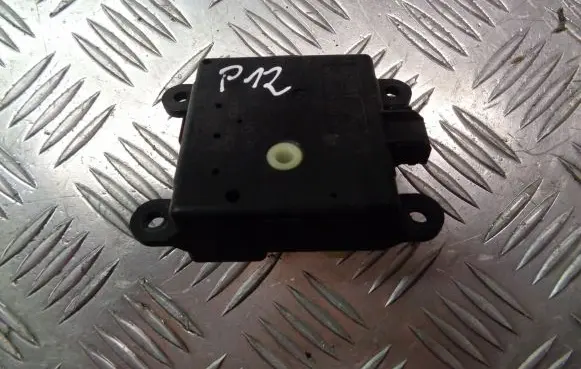 Nissan Primera A/C air flow flap actuator/motor 